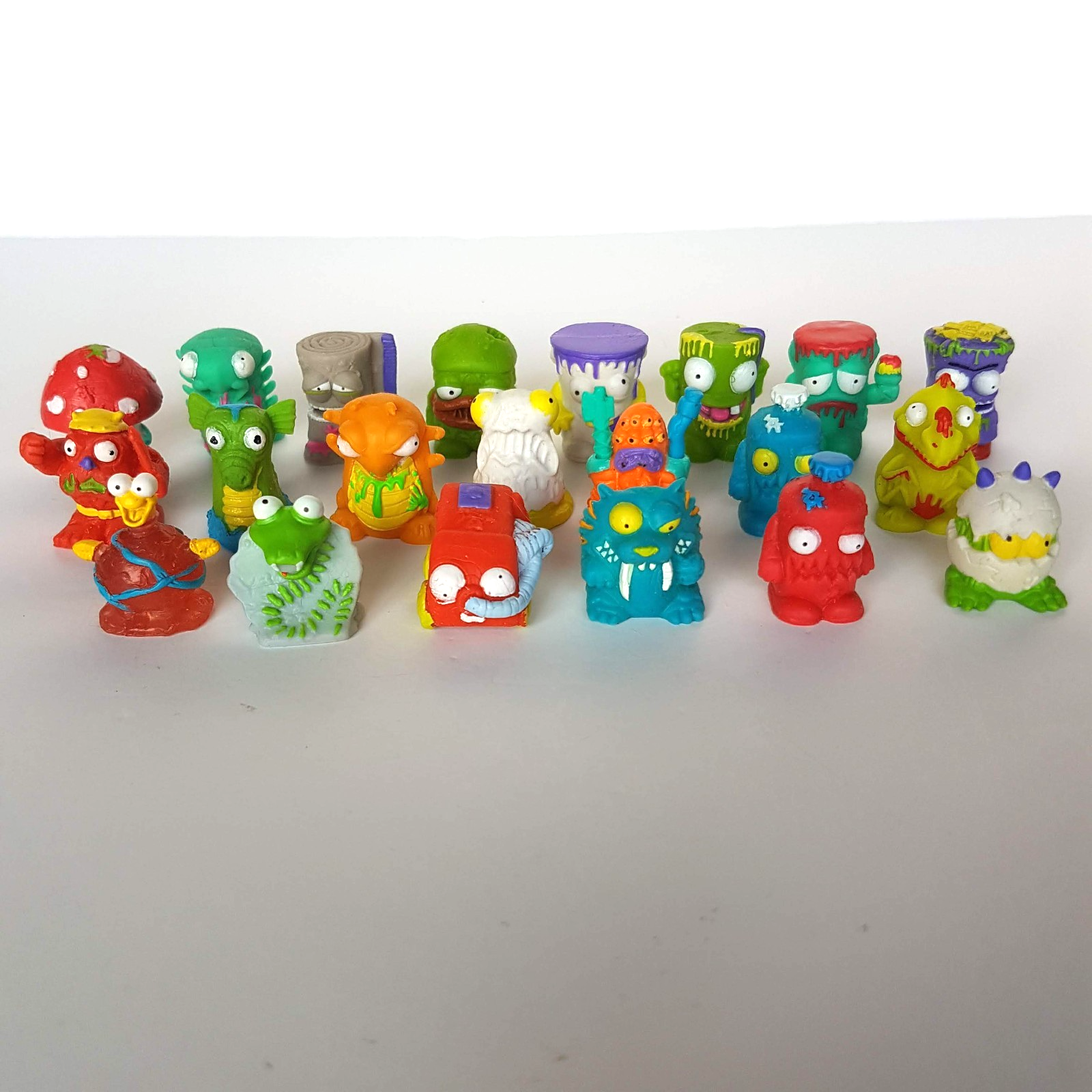 TRASH PACK Figures Lot Mixed Bundle Garbage Kids Toys Rubbery Gross Characters1