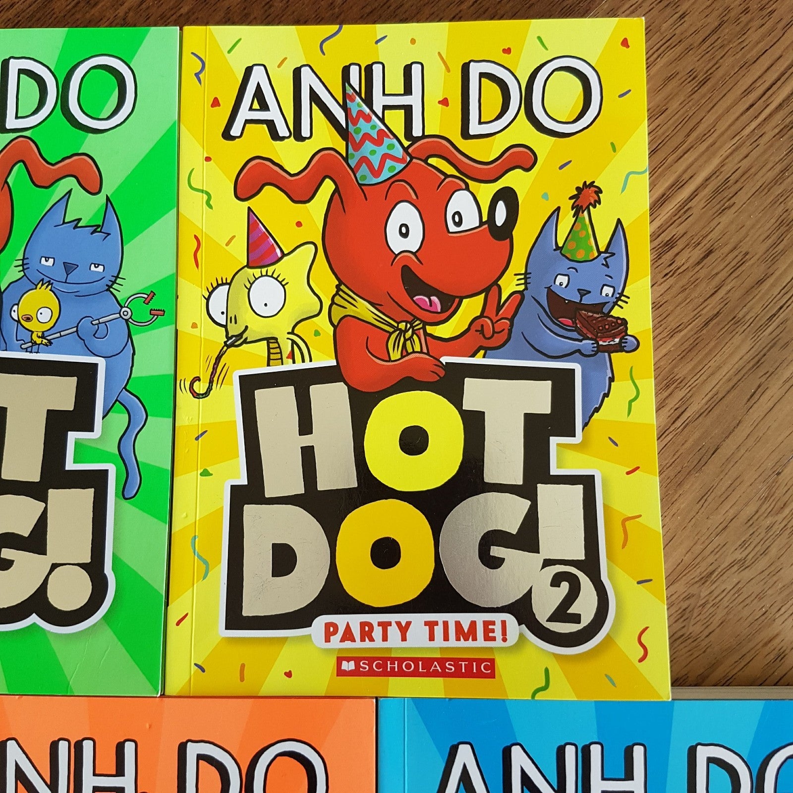 Anh Do HOT DOG Book 1 5 Bundle Lot Kids Fiction Paperback Illustrated Children2