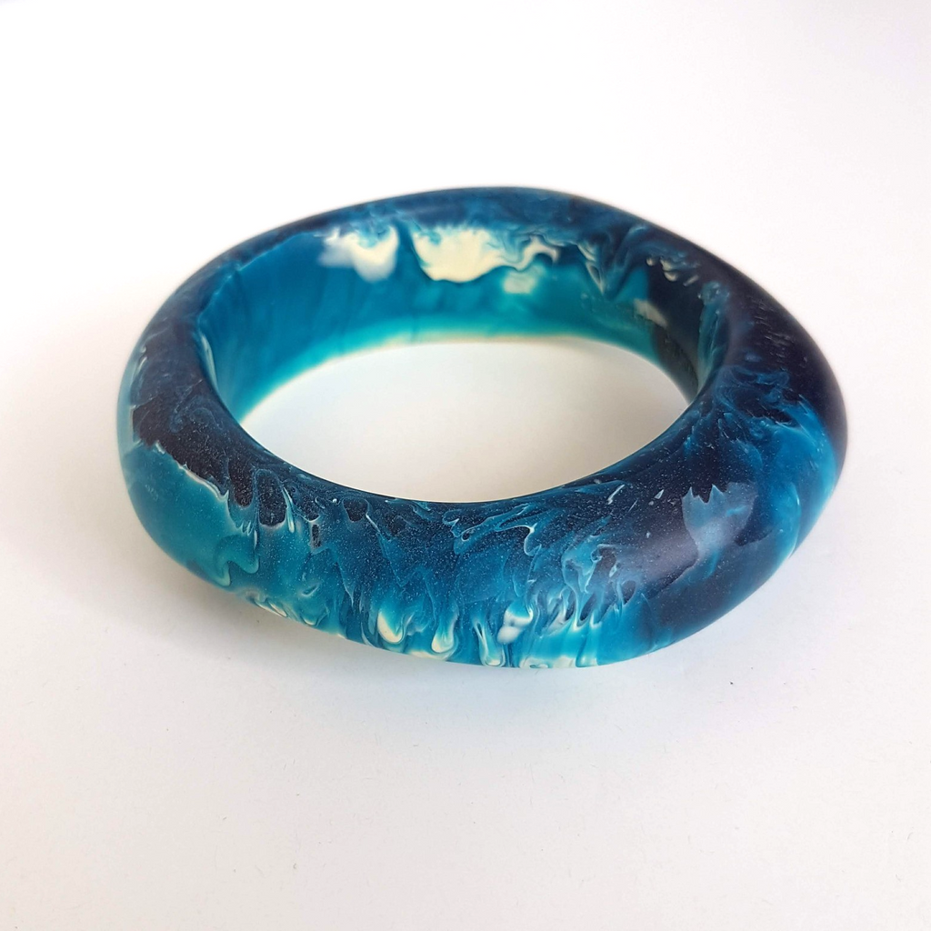 DINOSAUR DESIGNS Polished Resin Bangle BLUE Ocean 2.5" Diameter Beach Bracelet11