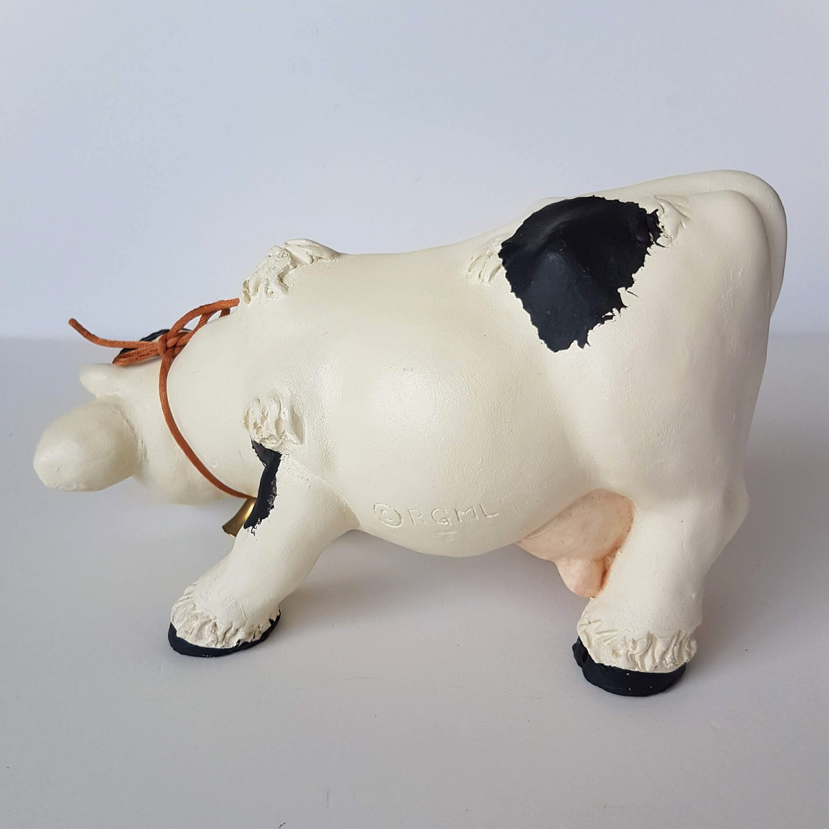 Vintage Heavy COW Figure Statue RGML Bell Resin Holstein Collectible Black White7