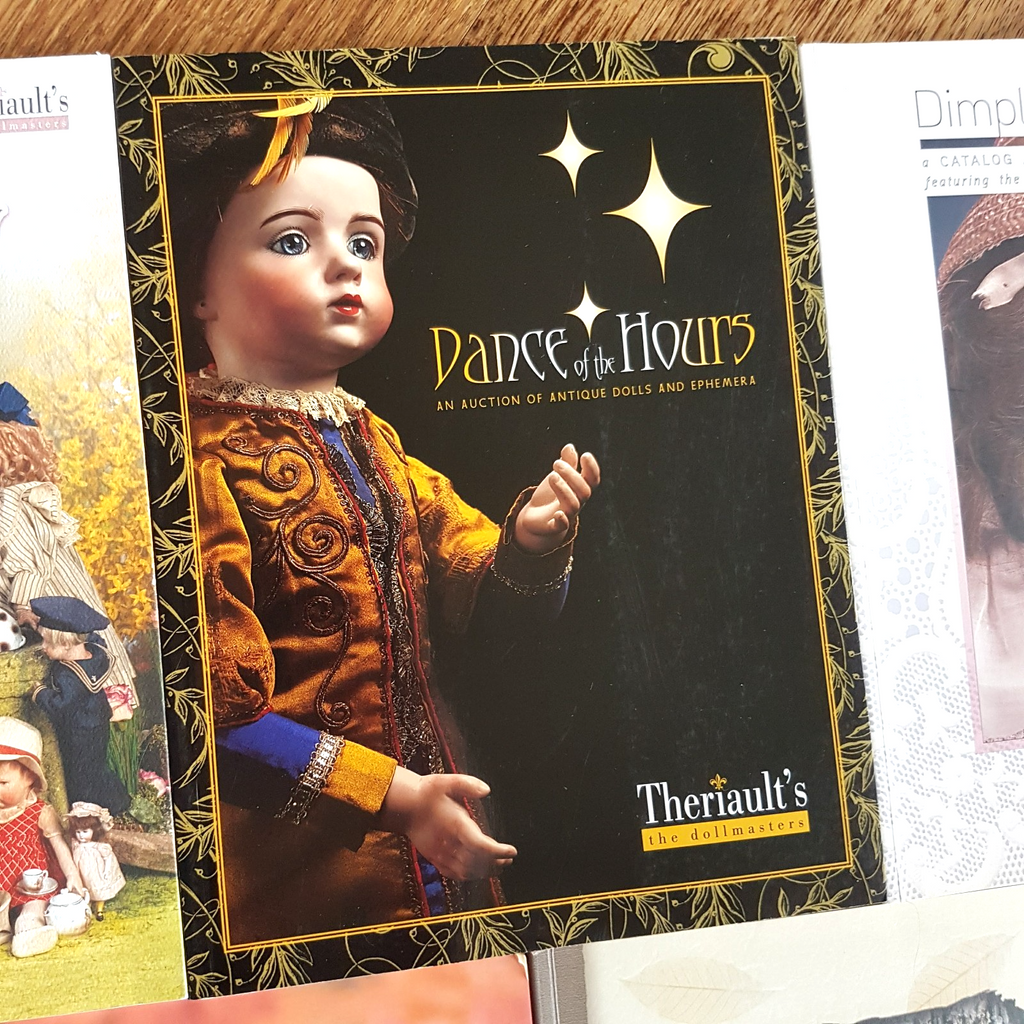 Theriault's DOLL CATALOGUE Bundle Fine Antique Doll Collection Auction Books2