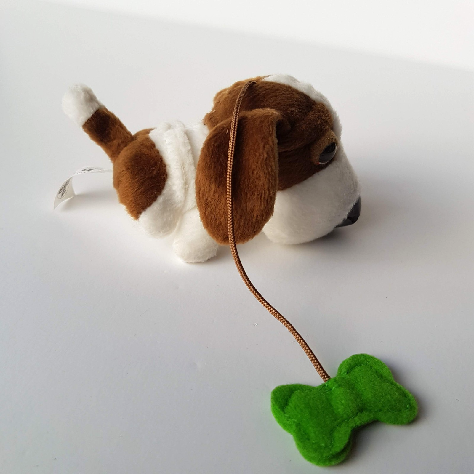 2006 The Dog BASSET HOUND McDonalds Happy Meal Artlist Toy Plush Stuffed Animal4