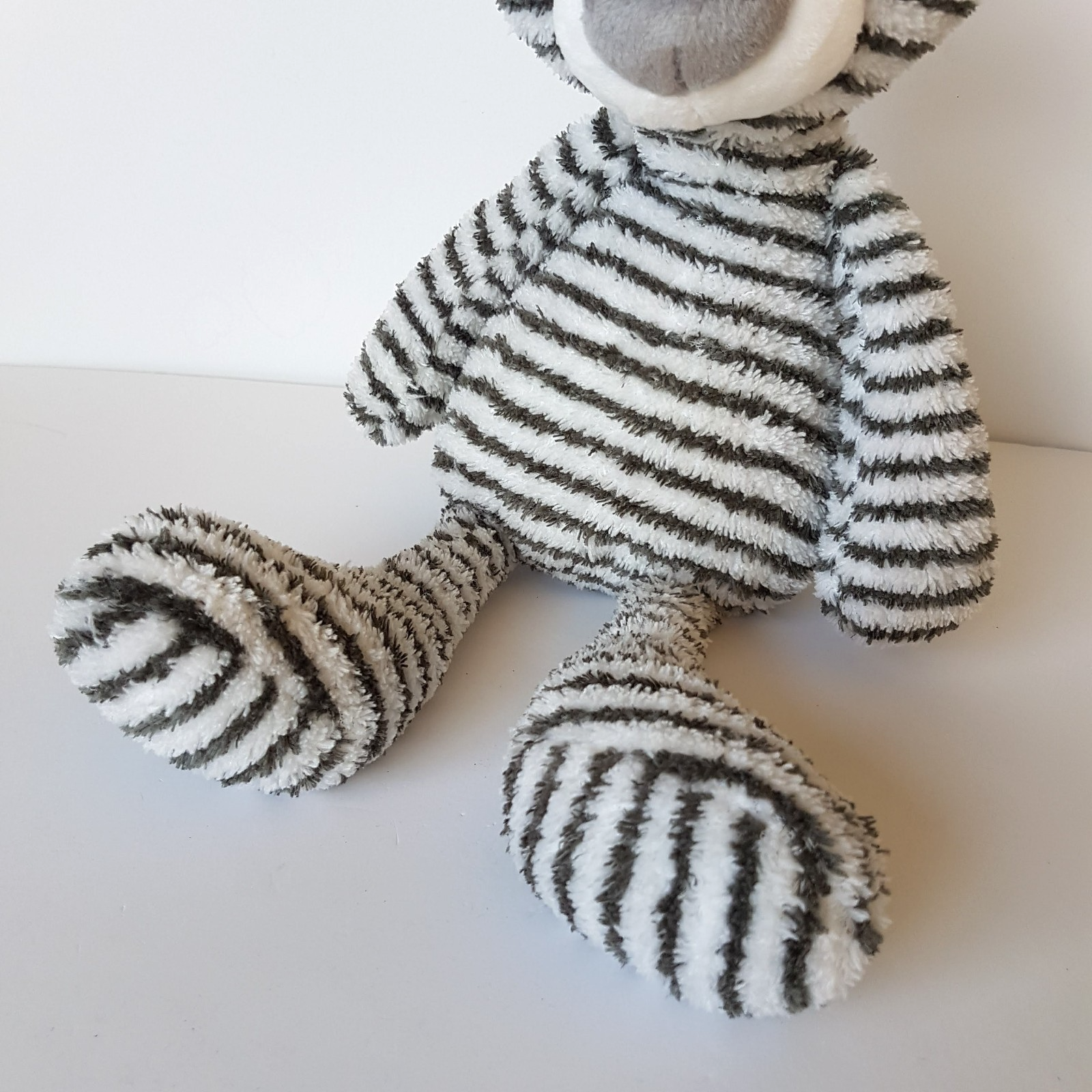 Gund ZAG FLOPPY BEAR Plush 40cm Stuffed Animal Soft Toy Grey White Stripe Cuddly2