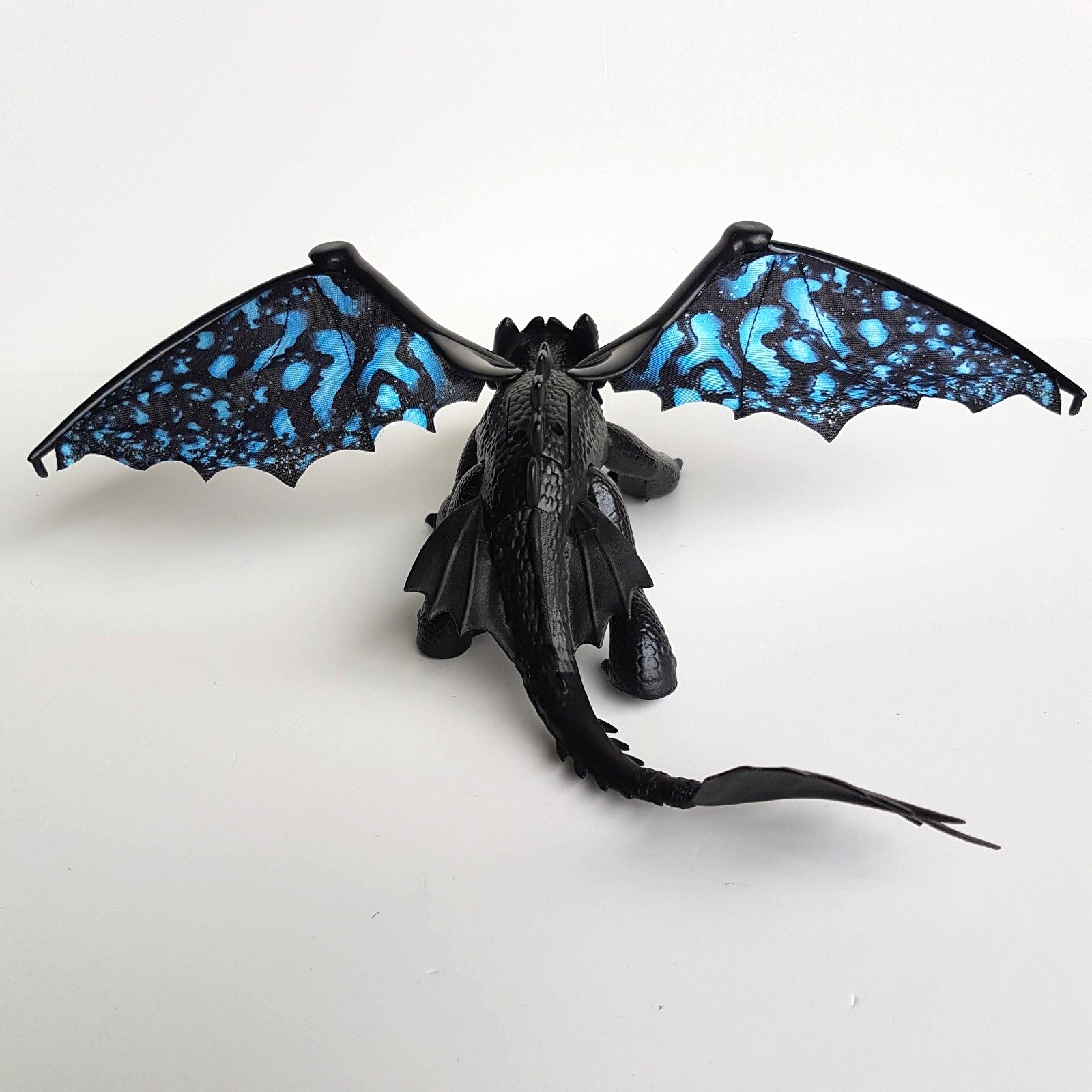 How To Train Your Dragon TOOTHLESS Light Sound Action Figure WORKS Dragon Toy8