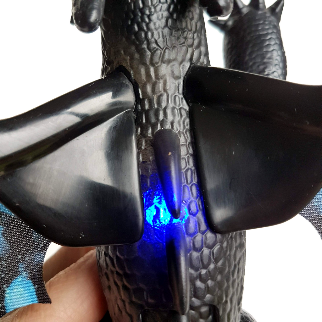 How To Train Your Dragon TOOTHLESS Light Sound Action Figure WORKS Dragon Toy17