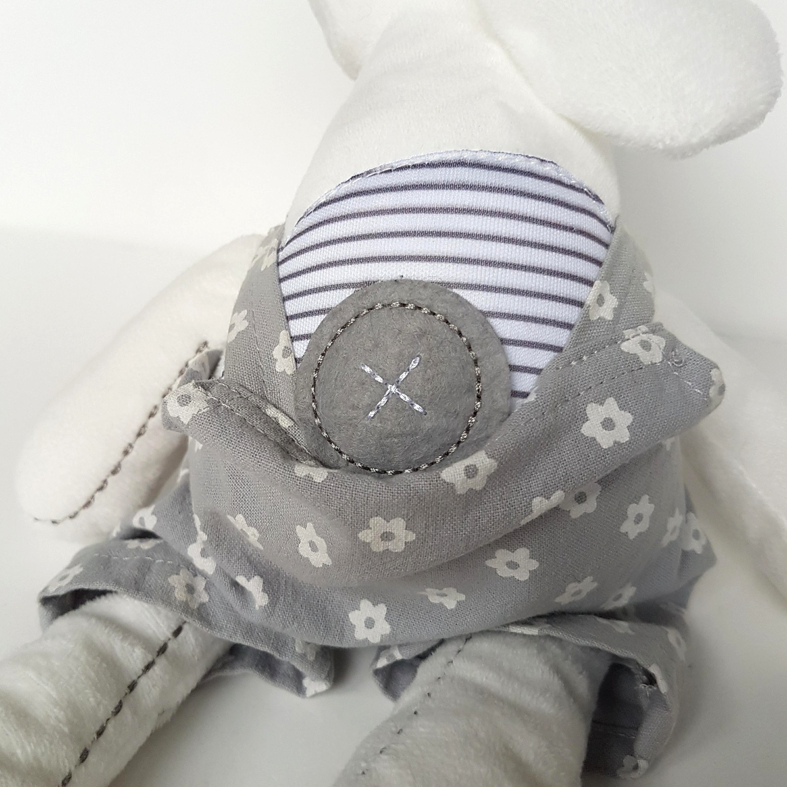 Ollie's Place BUNNY LOVEY Plush Comforter Soft Toy Rabbit Stuffed Animal Clothes8