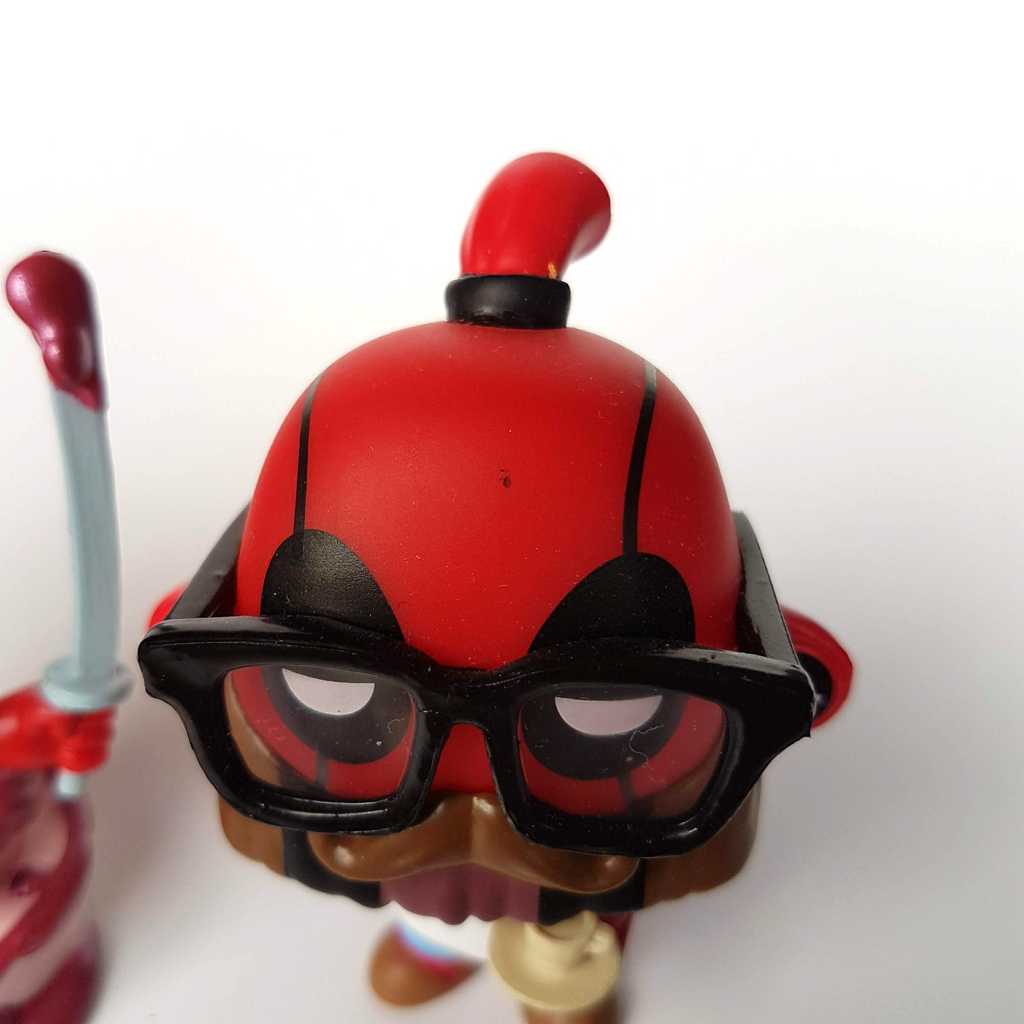 Funko Mystery Minis DEADPOOL 30th Anniversary + Coffee Barista Action Figure Toy4