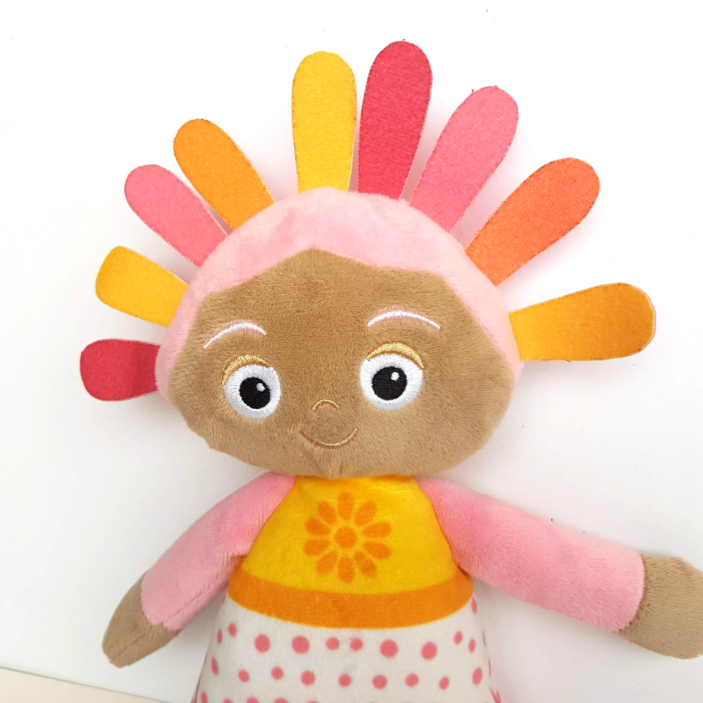 In The Night Garden UPSY DAISY 100% Recycled Plush 33cm Soft Toy Cloth Doll Cute2