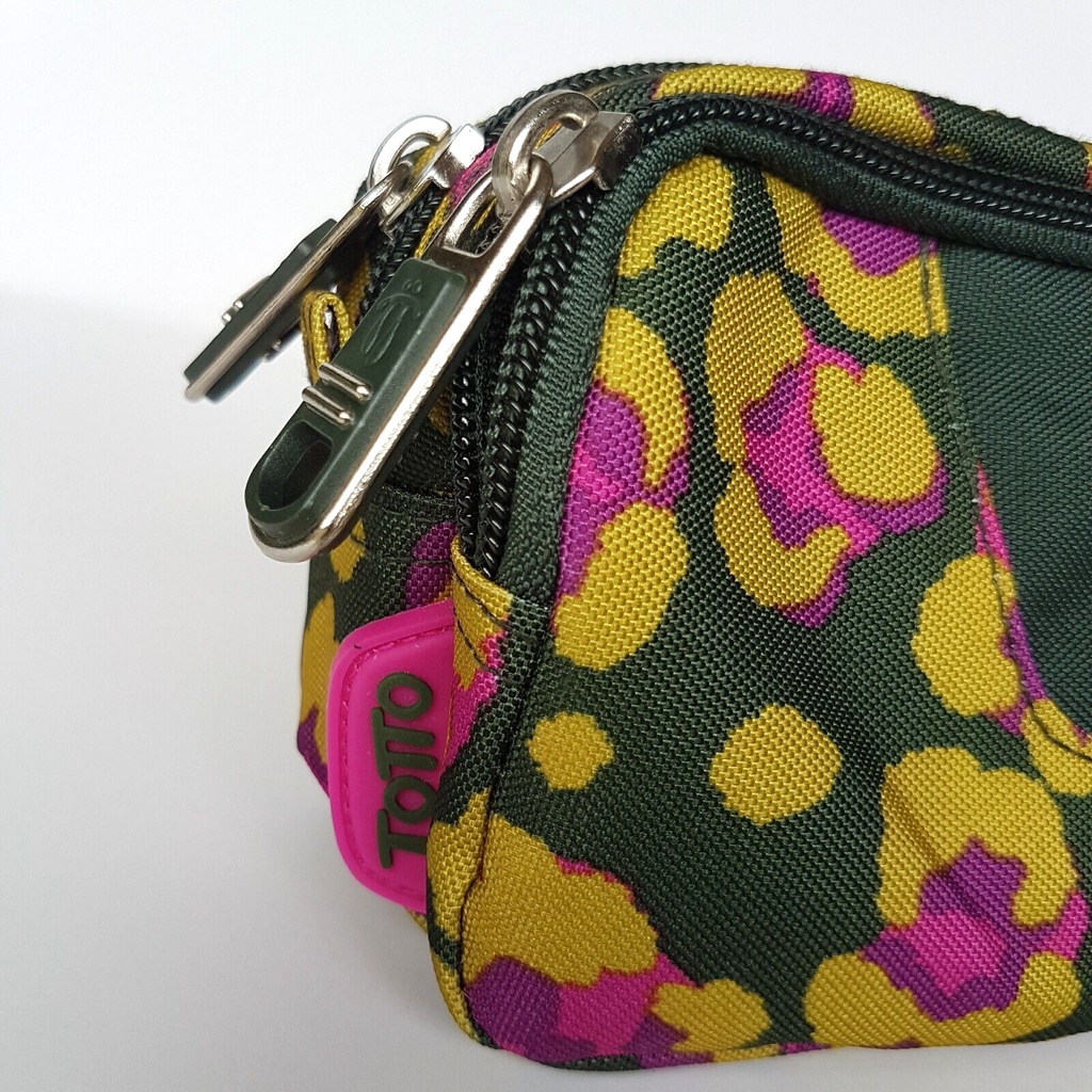 TOTTO Travel COSMETIC BAG Make Up Floral Pink Green Toiletry Travel Bags Holiday3