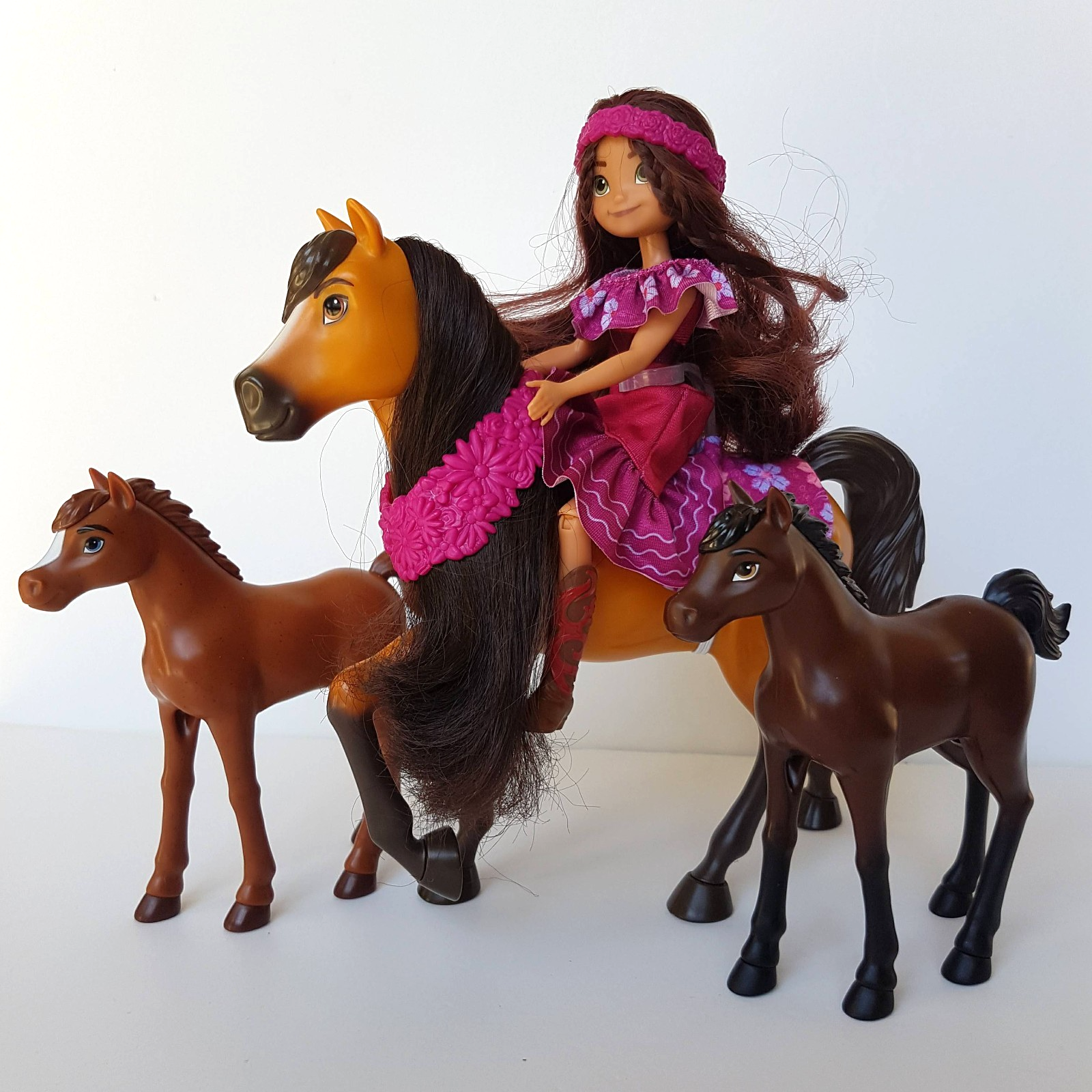 Spirit Untamed MIRADERO FESTIVAL Horse Figure Lucky Pony Doll Playset Foal4