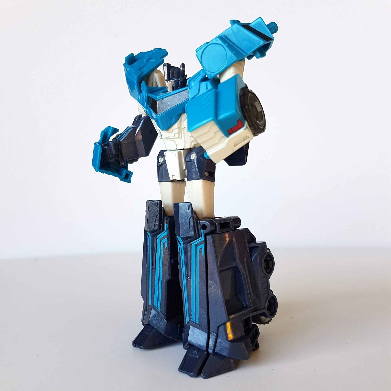 Transformers BLIZZARD STRIKE OPTIMUS PRIME Warrior Class Robot Blue Truck Toy3