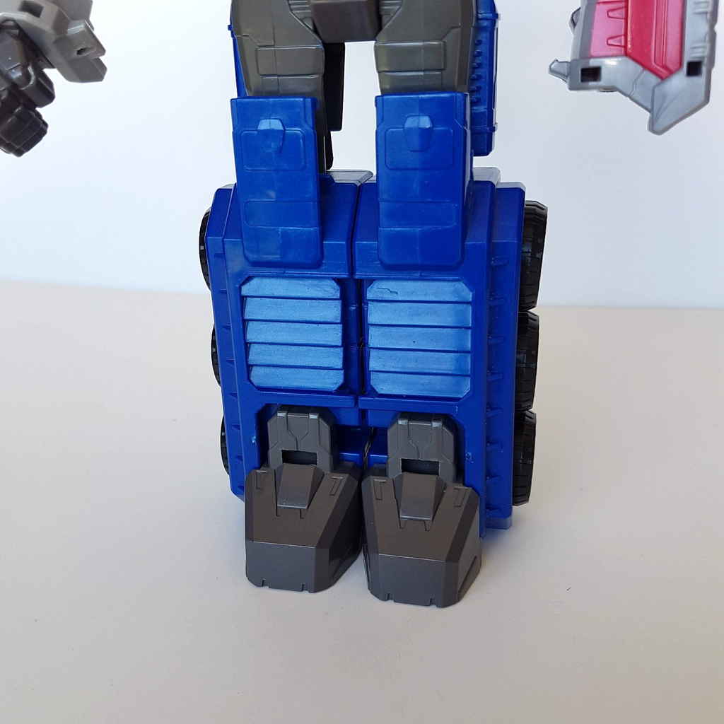 Transformer 27cm OPTIMUS PRIME BUMBLEBEE MEGATRON Robot Action Figure Lot2