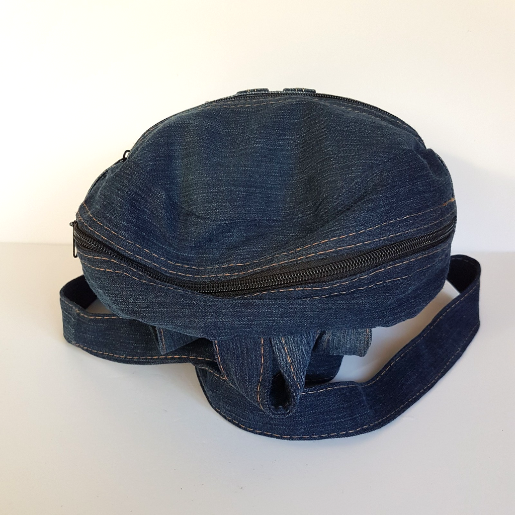 Handmade DENIM JEANS BACKPACK Bag Upcycled Rhinestone Embellished Vienus Jeans11