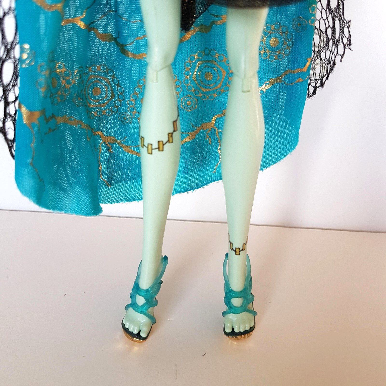 Monster High FRANKIE STEIN 13 WISHES Vampire Fashion Doll Dress Shoes Jewellery2