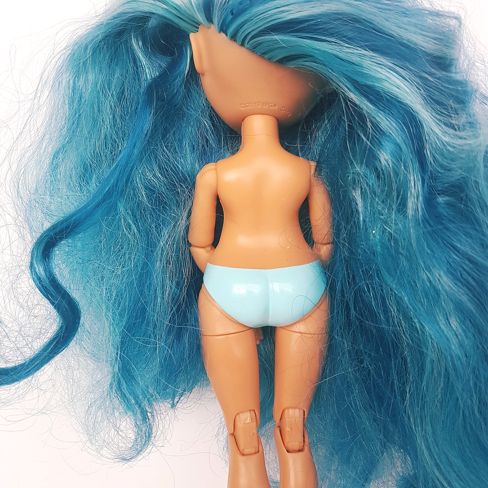 Rainbow High CHEERLEADER SKYLAR Bradshaw Fashion Doll Blue Cheer Blue Doll Toy11