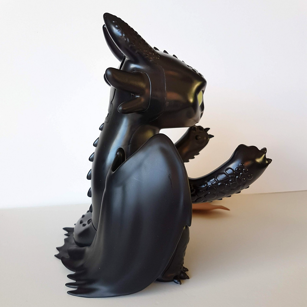 How To Train Your Dragon TOOTHLESS DRINK BOTTLE Cinema Merchandise NO BUCKET Toy6