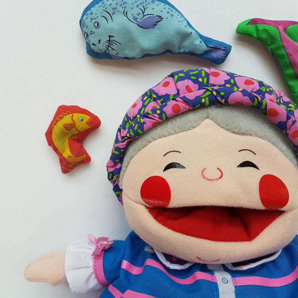 RARE Child's Play OLD LADY WHO SWALLOWED THE SEA Plush Doll Nursery Rhyme Toy1