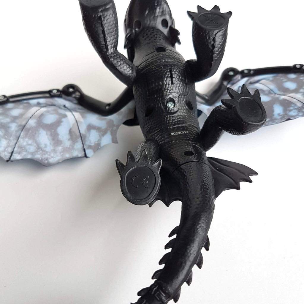 How To Train Your Dragon TOOTHLESS Light Sound Action Figure WORKS Dragon Toy12