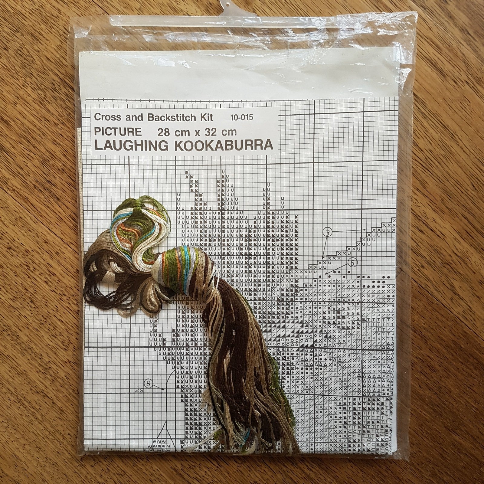 Danico LAUGHING KOOKABURRA Cross Stitch Kit Vintage Craft Australian Animal Bird4