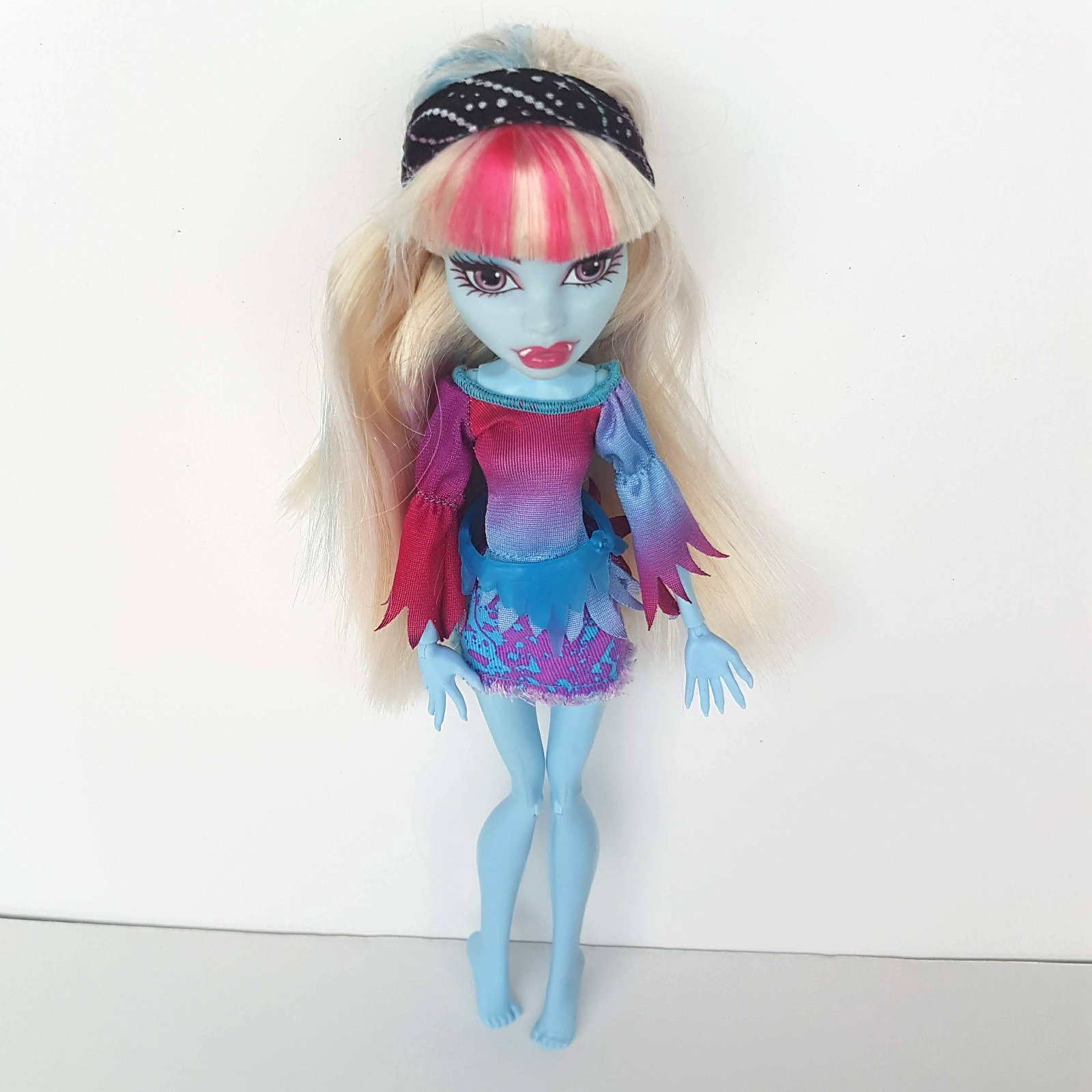 Monster High ABBEY BOMINABLE Music Festival Mattel Blue Fashion Doll Outfit Toy2
