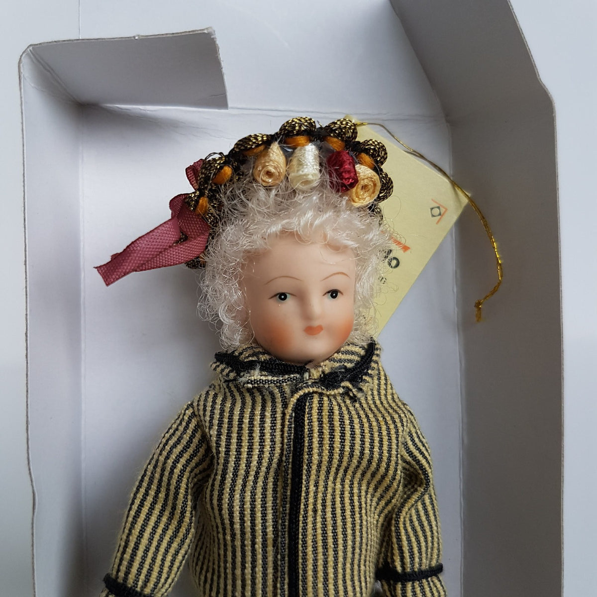 Del Prado Doll House VICTORIAN LADY Doll Woman Stripe Dress BOX Collectible Toy9