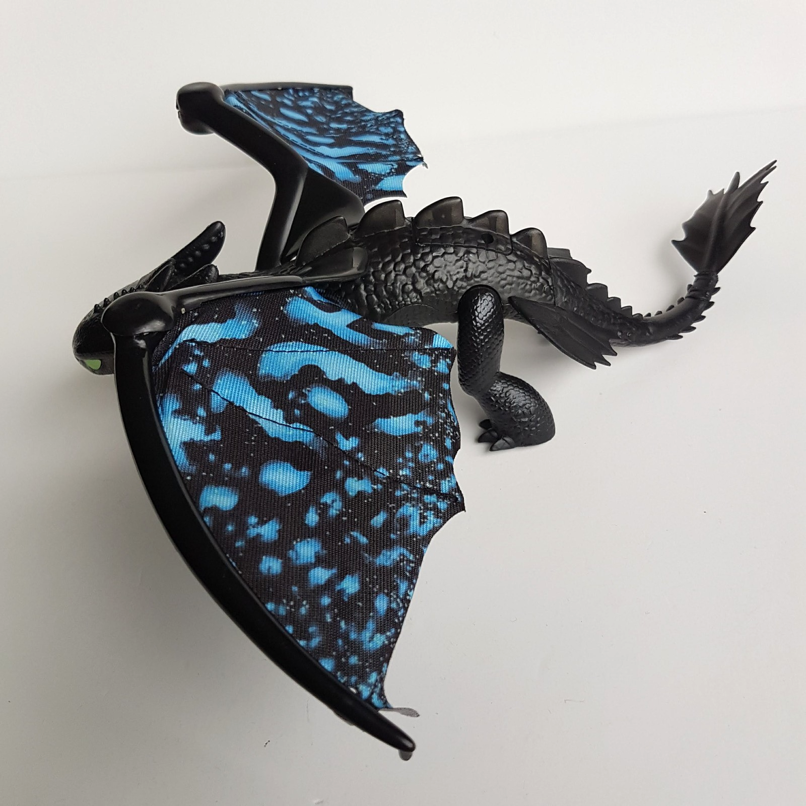 How To Train Your Dragon TOOTHLESS Light Sound Action Figure WORKS Dragon Toy5