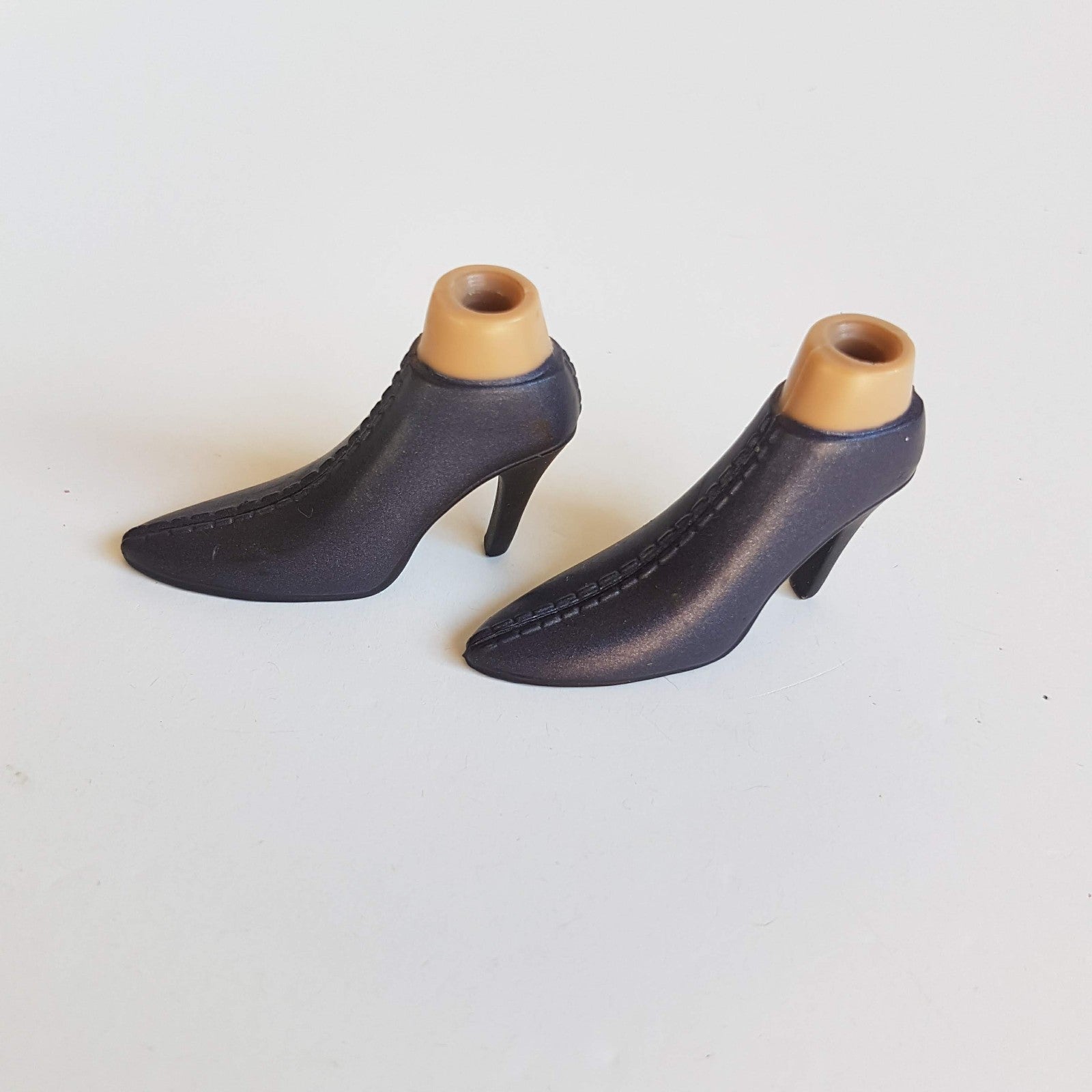 Bratz Doll DYNAMITE NEVRA Replacement Feet Shoes Blue Heels Fashion Doll Parts0