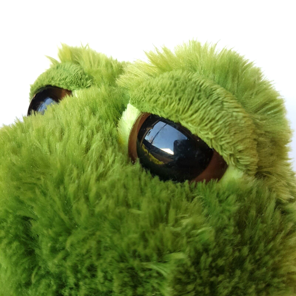 GREEN FROG Plush KORIMCO 22cms Soft Toy Stuffed Animal Reptile Beanbag Cuddle3