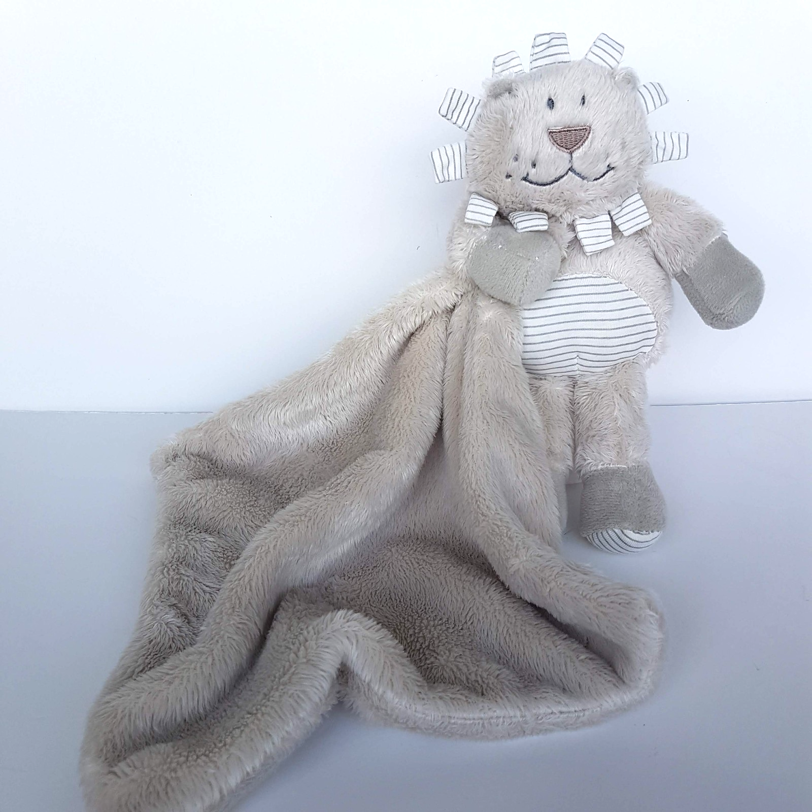 Ogilvies LION Lovey Plush Comforter Security Blanket Soft Toy Stuffed Animal2