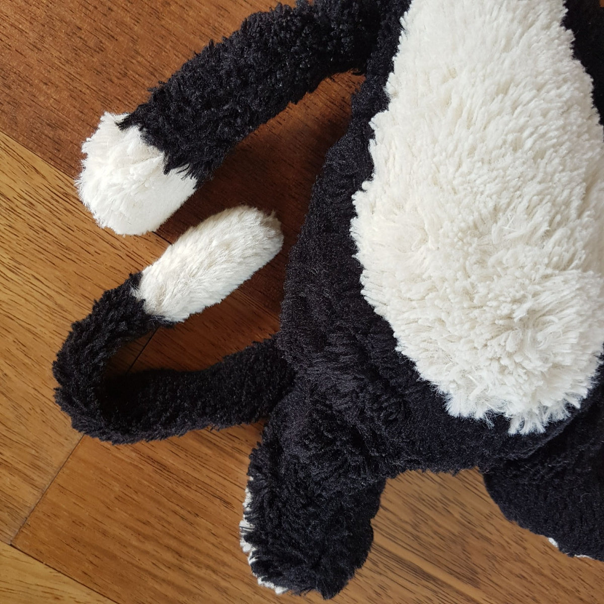 Jellycat Bashful BLACK & WHITE CAT Tuxedo Kitten Soft Toy Stuffed Animal 30cm2
