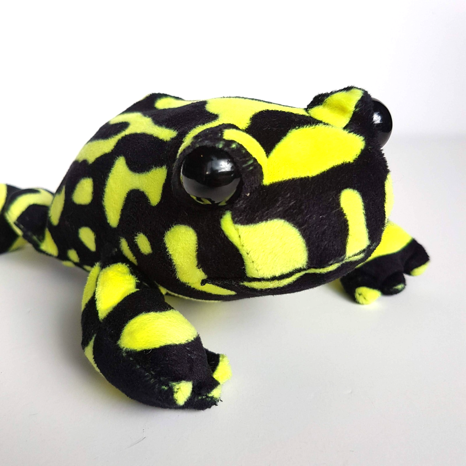 Wild Republic CORROBOREE FROG Plush Stuffed Animal Soft Toy Reptile Yellow Black1