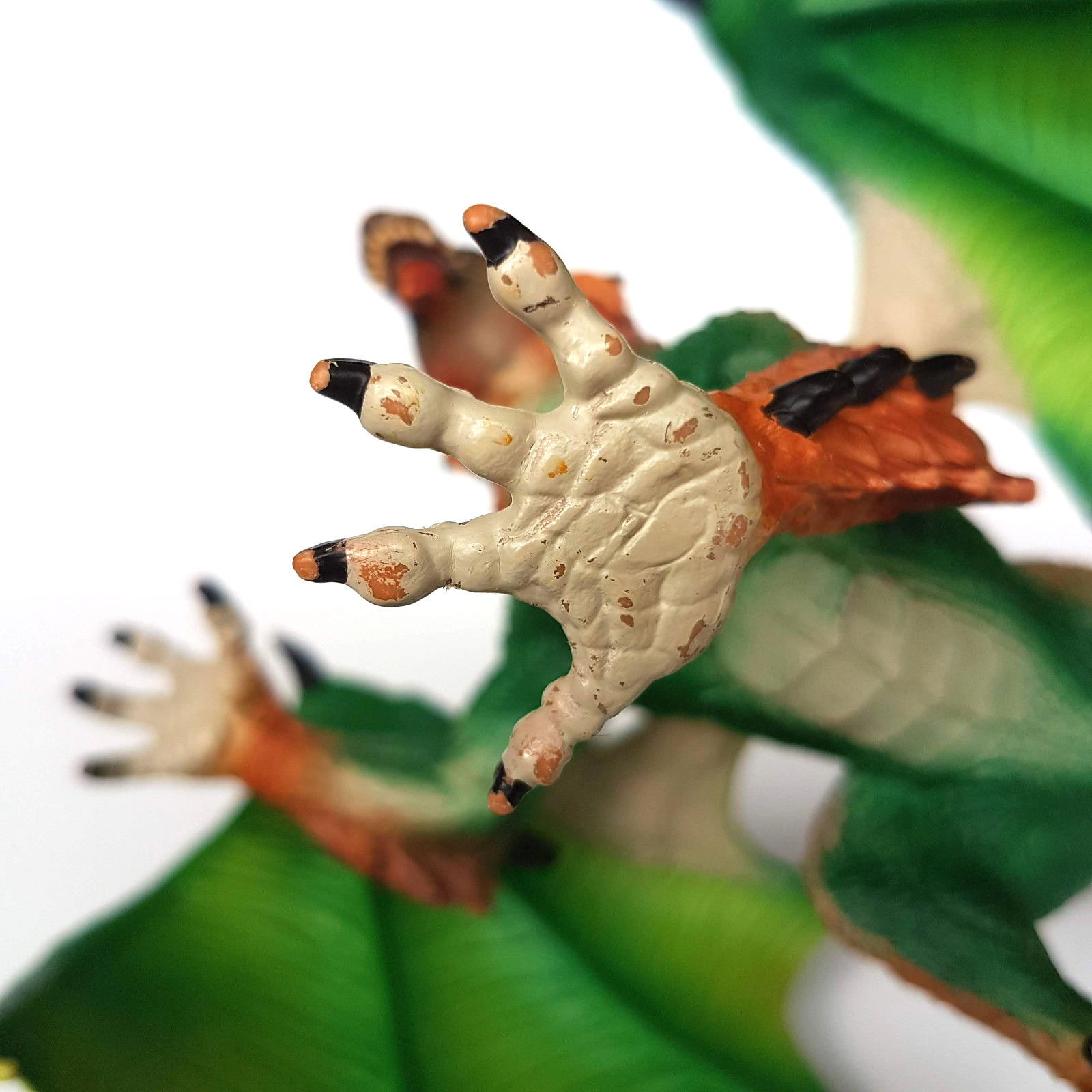 Schleich ELDRADOR POACHED DRAGON Griffin Fantasy Action Figure Moveable Wings15