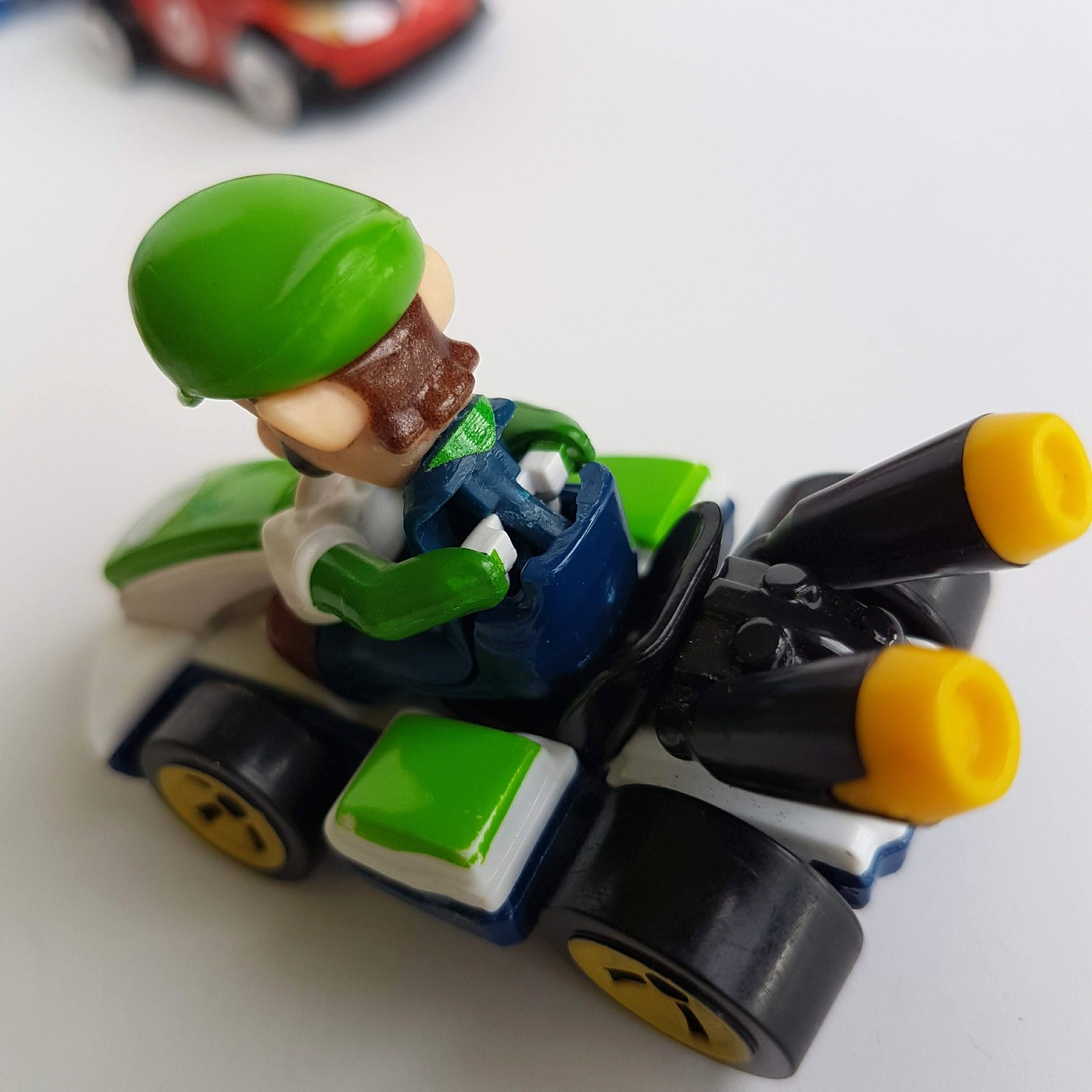 Super Mario HOTWHEELS DIE CAST Lot Nintendo Cars Luigi Yoshi Mario Gaming Toys6