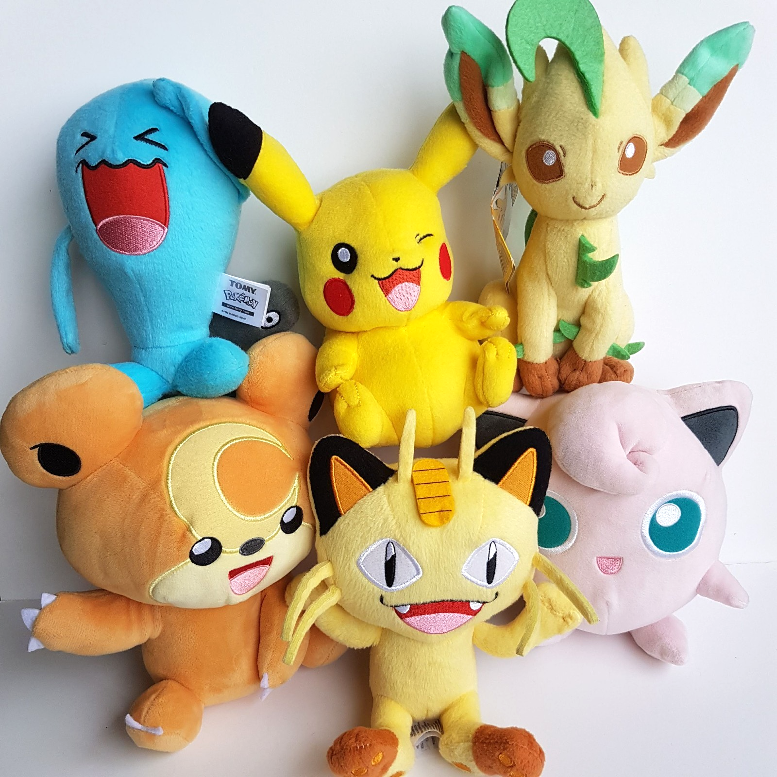 POKEMON PLUSH LOT Meowth Leafeon Wombbuffet Pikachu Jigglypuff Nintendo Soft Toy0