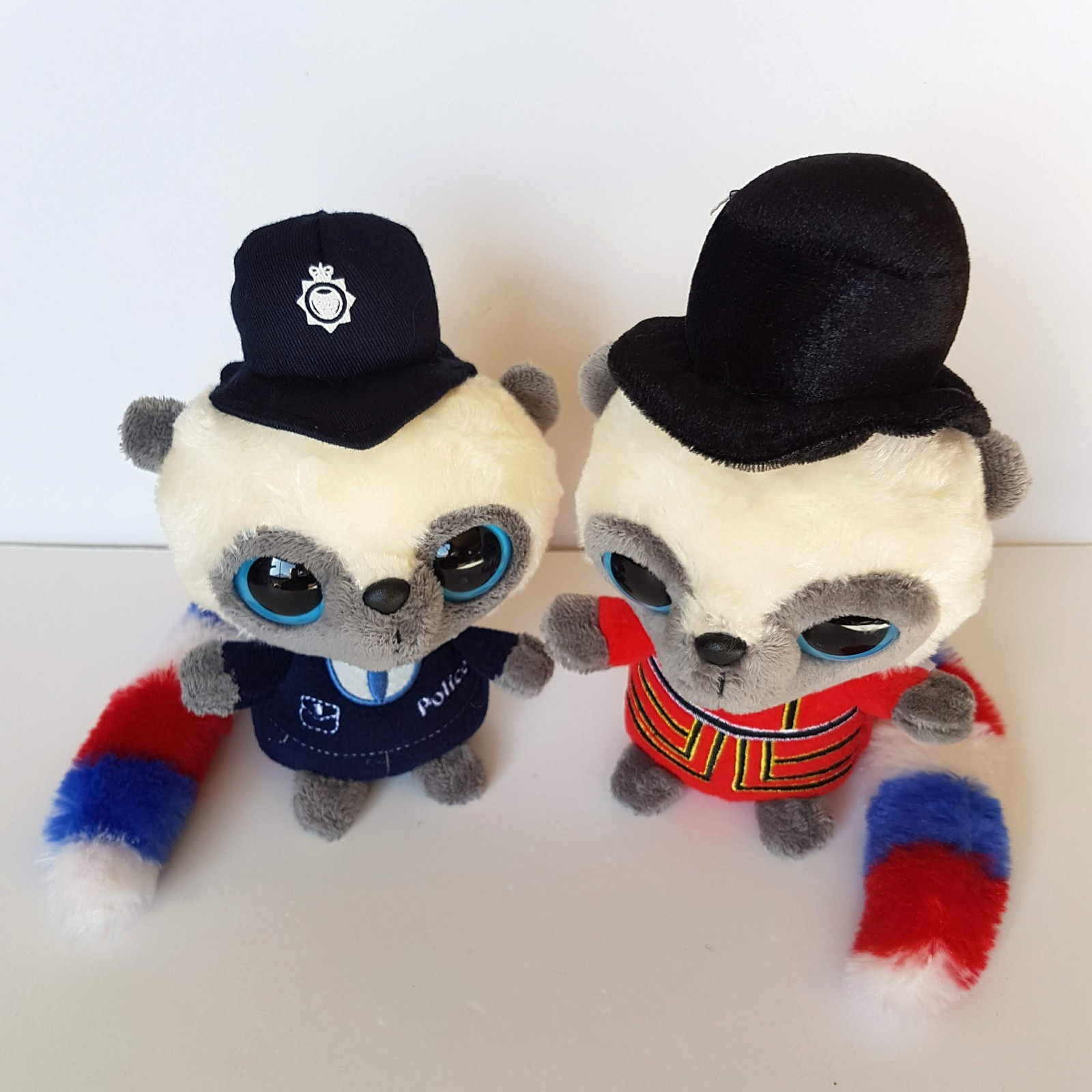 YooHoo Friends BRITISH ROYAL GUARD & POLICE LEMUR Plush Stuffed Animal Soft Toy3