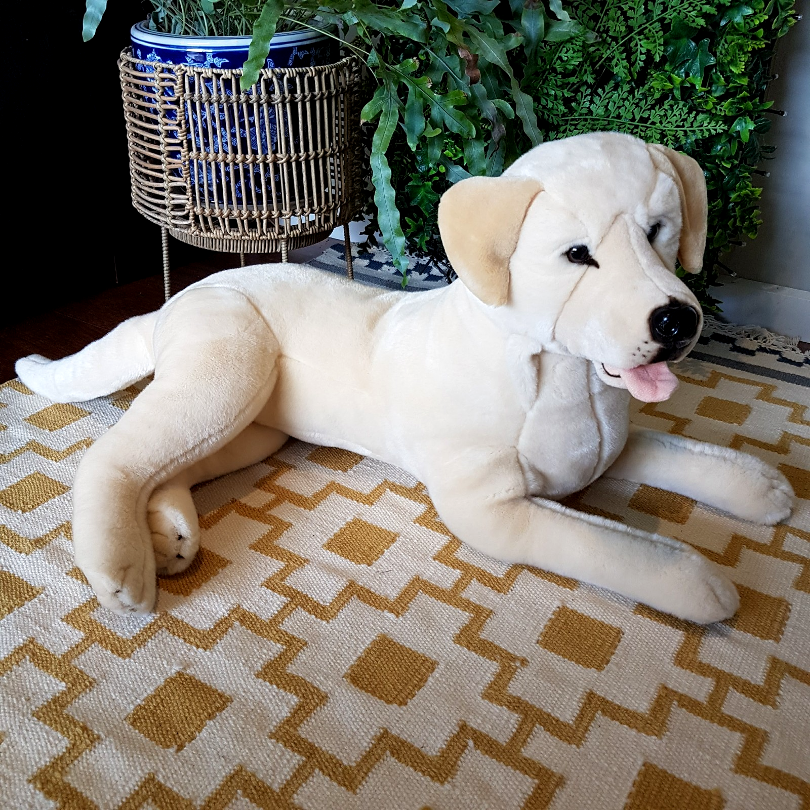 Bocchetta REALISTIC YELLOW LABRADOR DOG Jumbo Large 60cm Soft Toy Stuffed Animal1