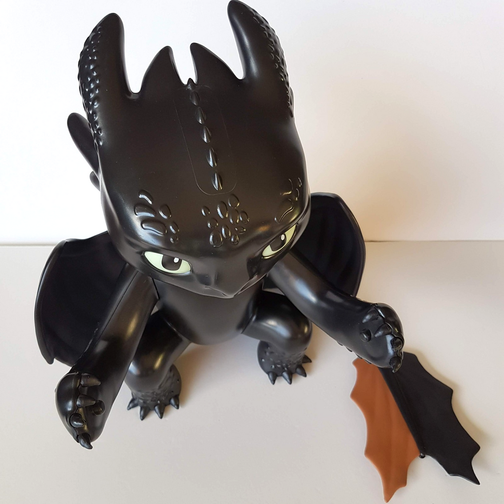 How To Train Your Dragon TOOTHLESS DRINK BOTTLE Cinema Merchandise NO BUCKET Toy4