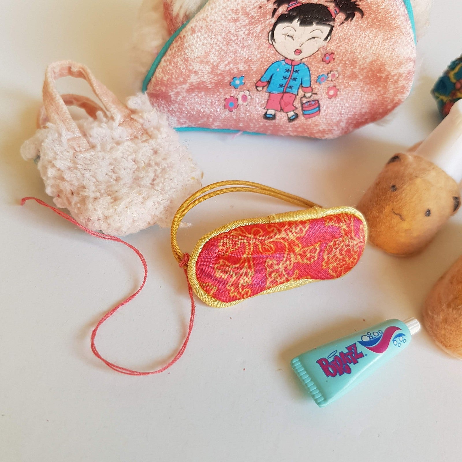 Bratz 2003 SLUMBER PARTY JADE Accessories Replacements Fashion Clothes6