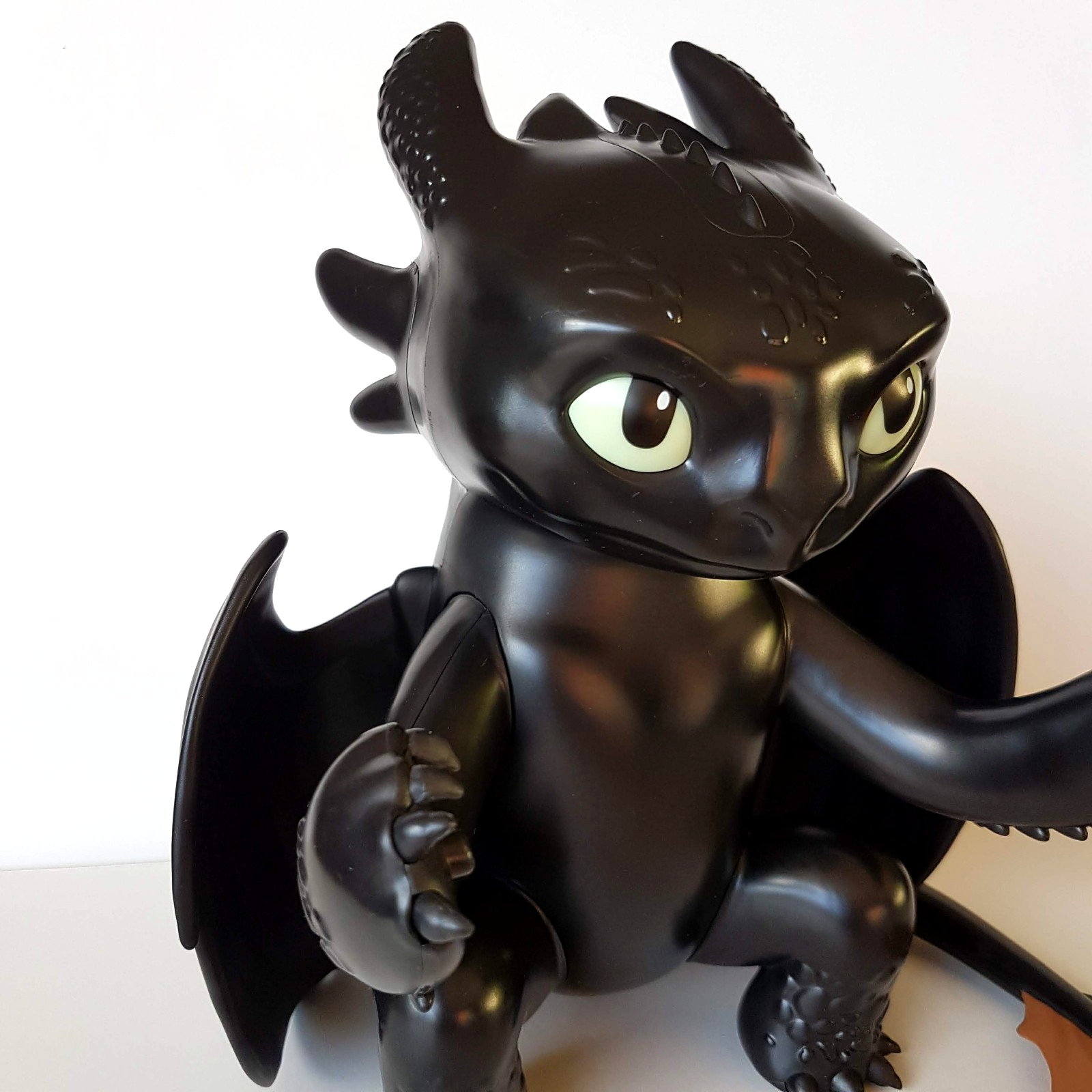 How To Train Your Dragon TOOTHLESS DRINK BOTTLE Cinema Merchandise NO BUCKET Toy2