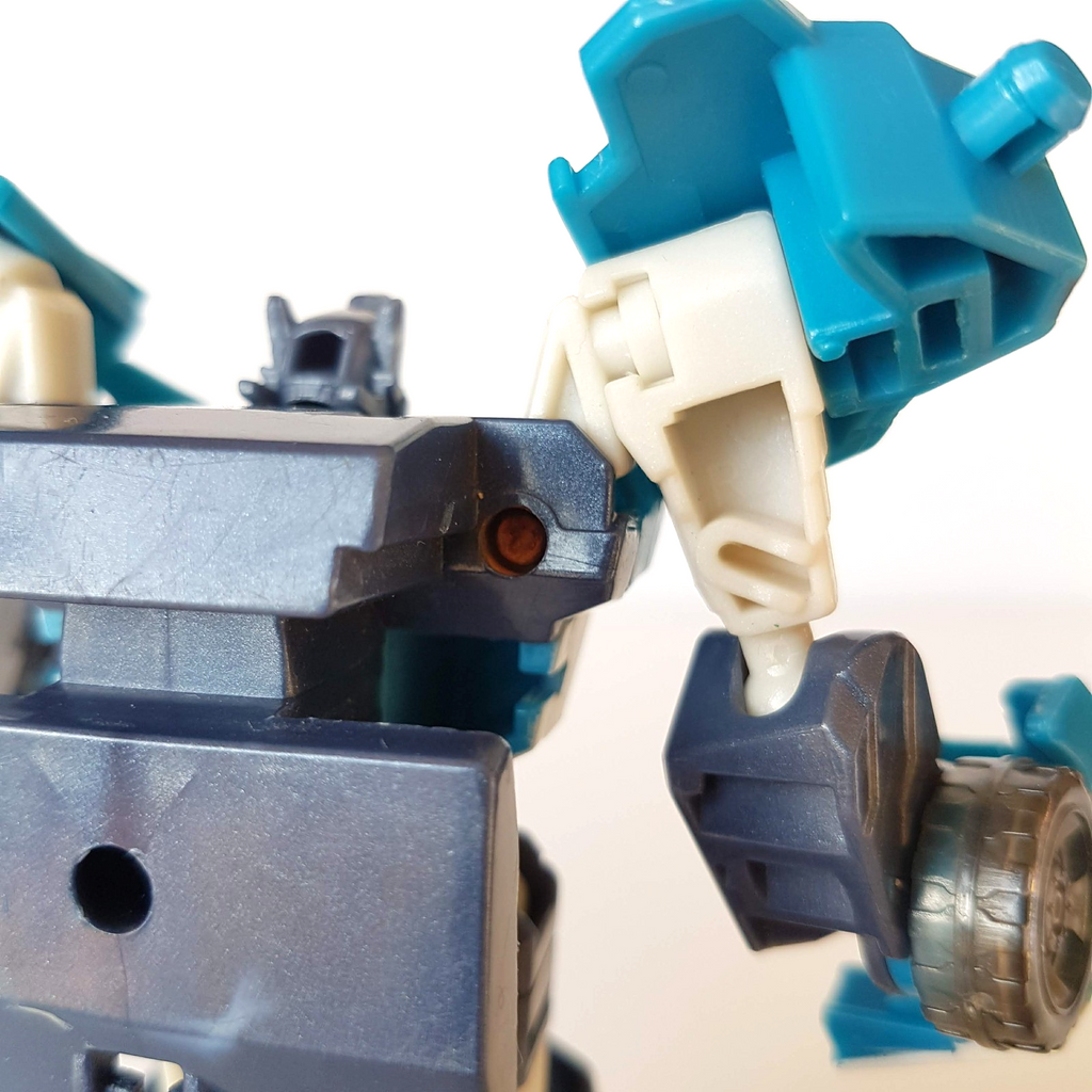 Transformers BLIZZARD STRIKE OPTIMUS PRIME Warrior Class Robot Blue Truck Toy7