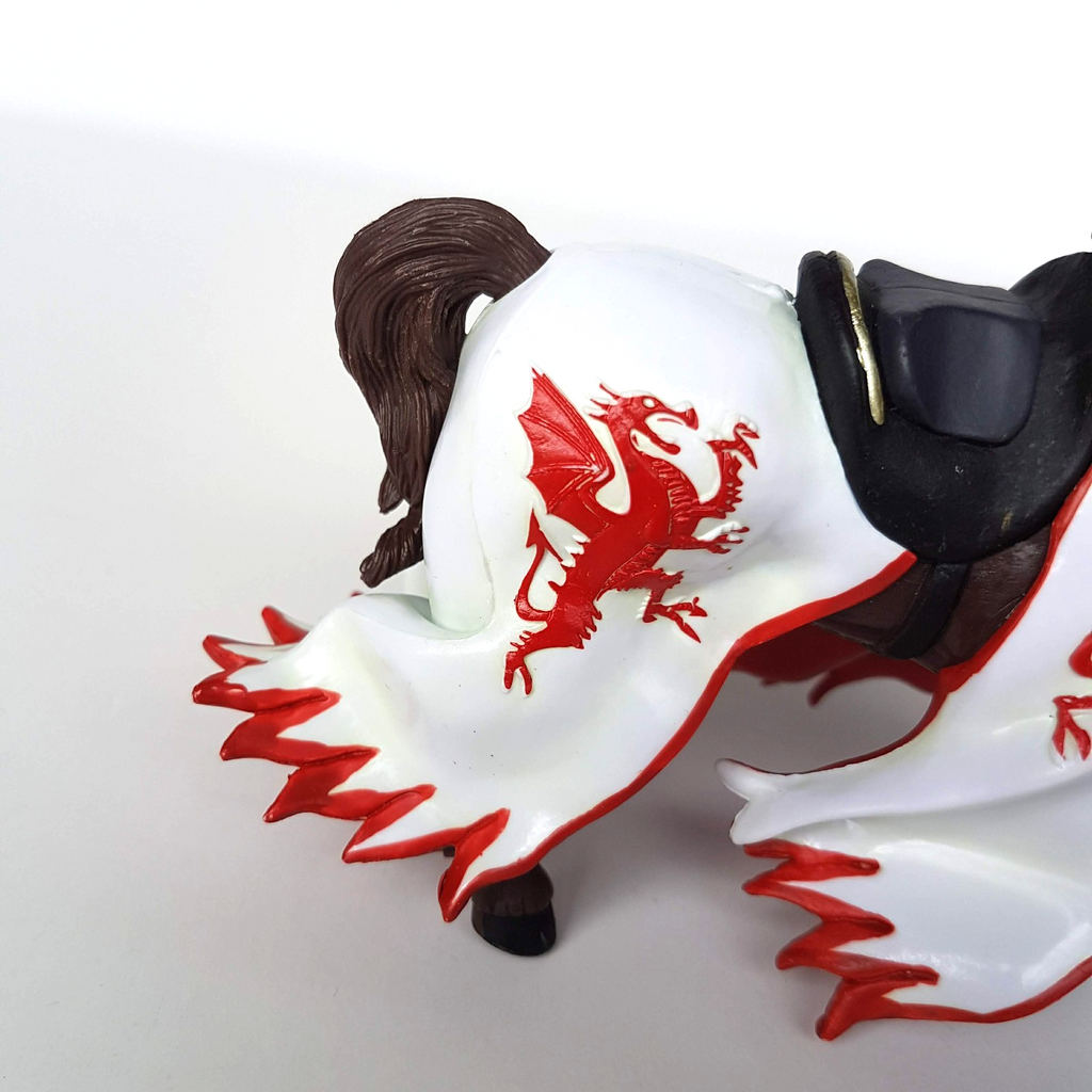Papo MEDIEVAL KNIGHT HORSE 2006 White Red Dragon Action Figure Armour Kids Toy5