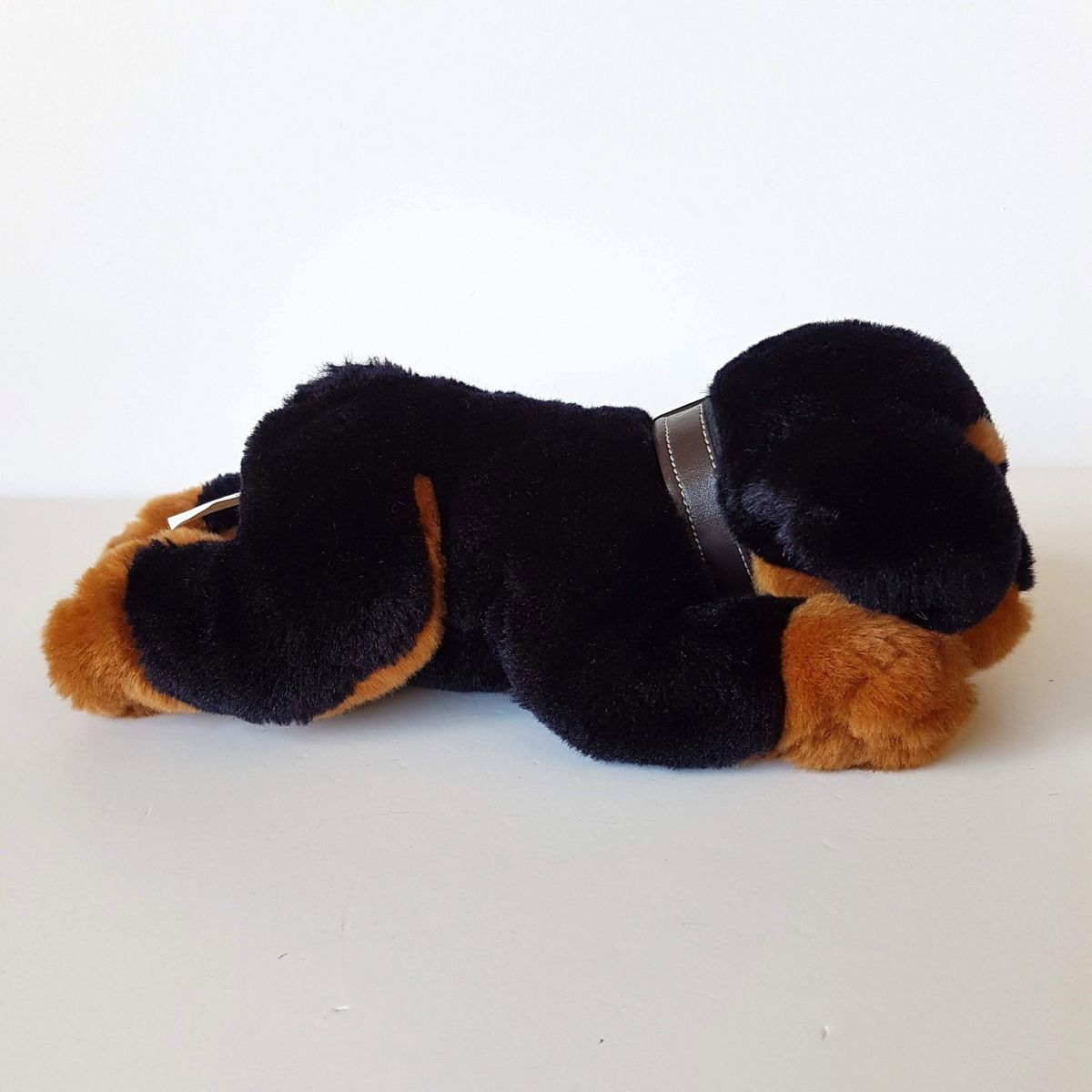 Stunning ROTTWEILER PUPPY Dog Plush 28cm Laying Soft Toy Collar Stuffed Animal2