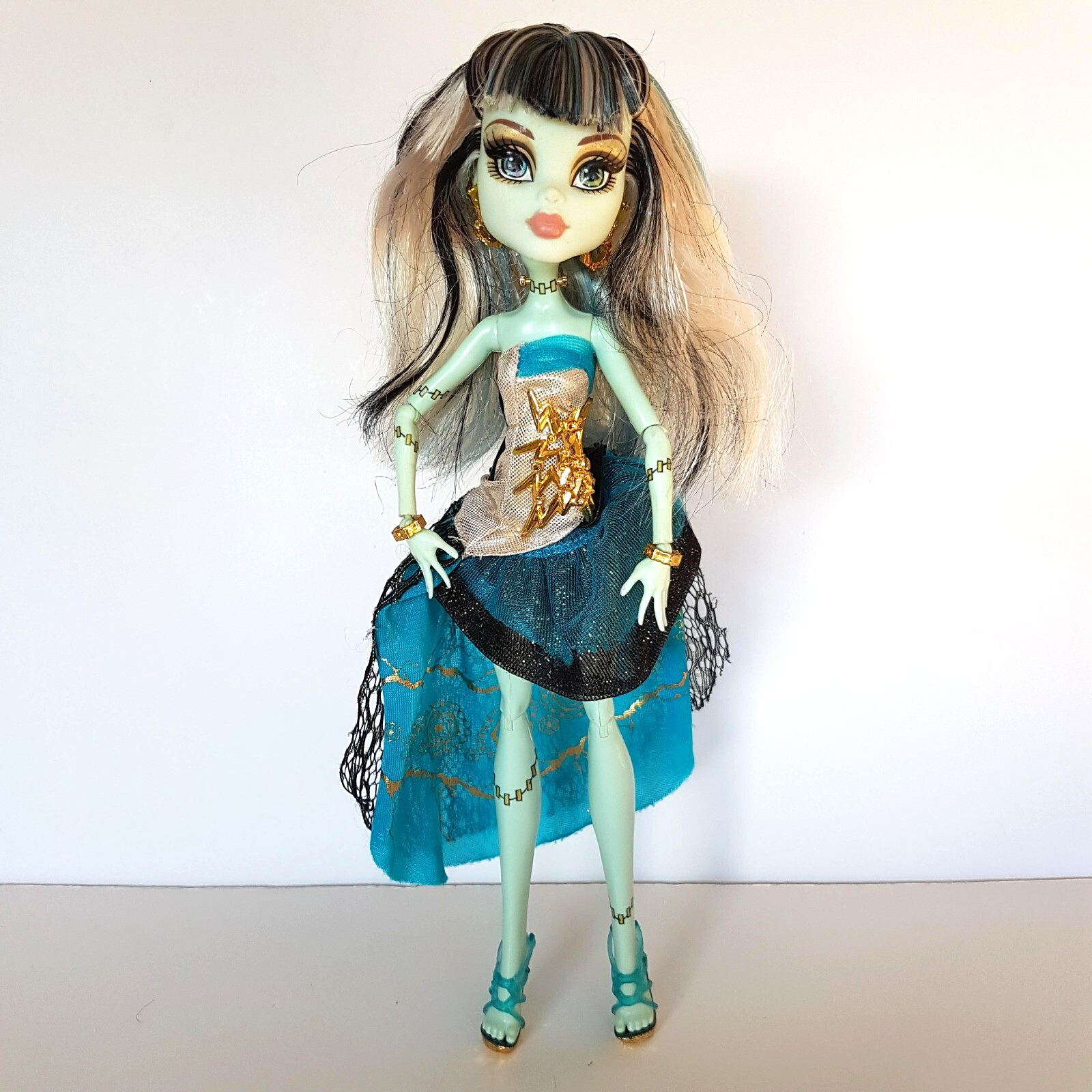Monster High FRANKIE STEIN 13 WISHES Vampire Fashion Doll Dress Shoes Jewellery0