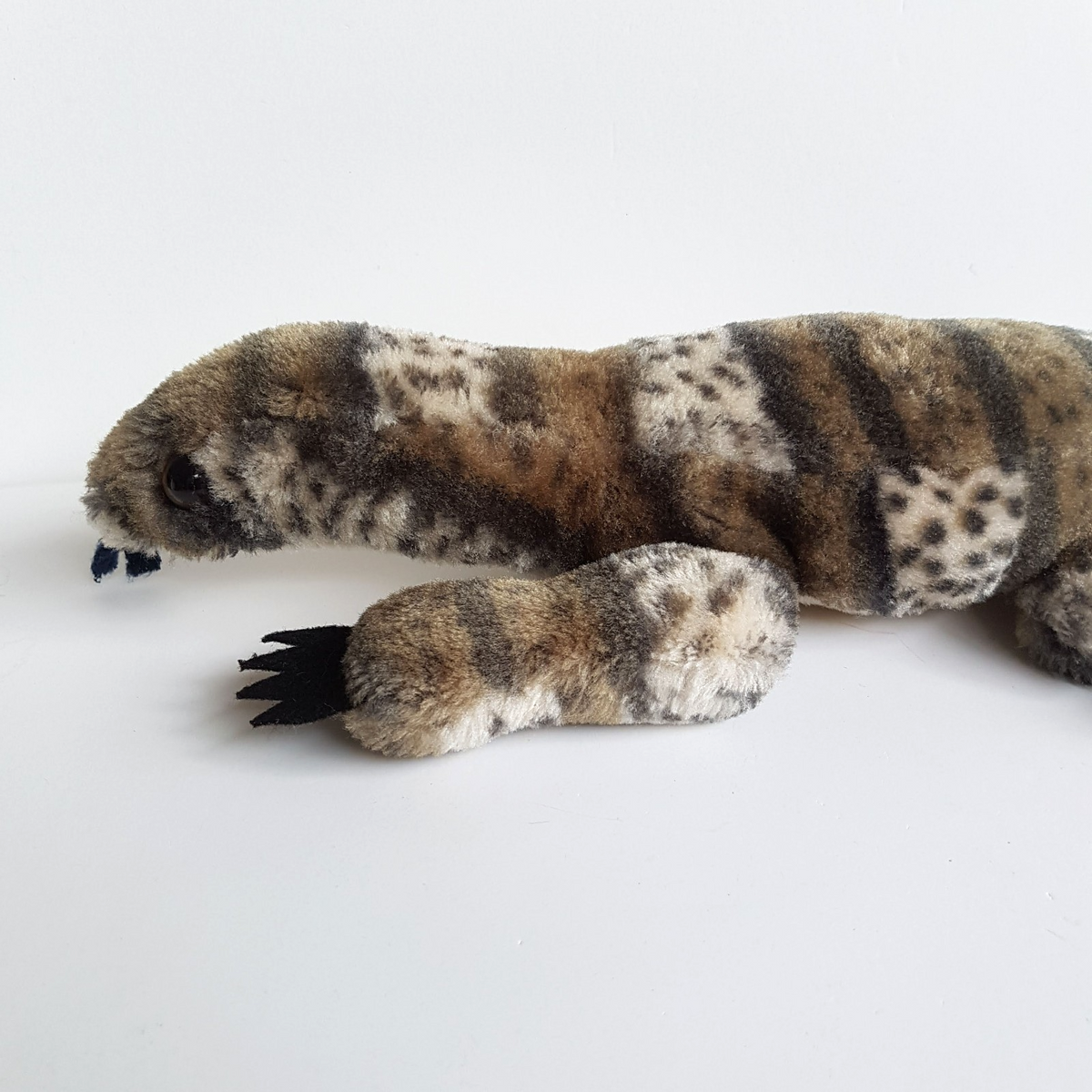 Secret Gully MONITOR LIZARD Goanna 43cm long Plush 2010 Soft Toy Stuffed Animal2